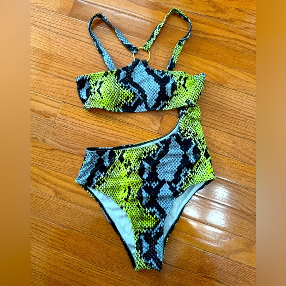 Zaful python cutout one piece swimsuit - Picture 1 of 7